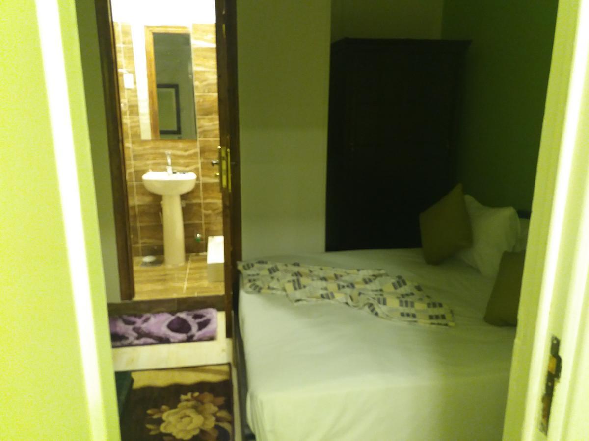Cairo Golden Plaza Hostel Exterior photo